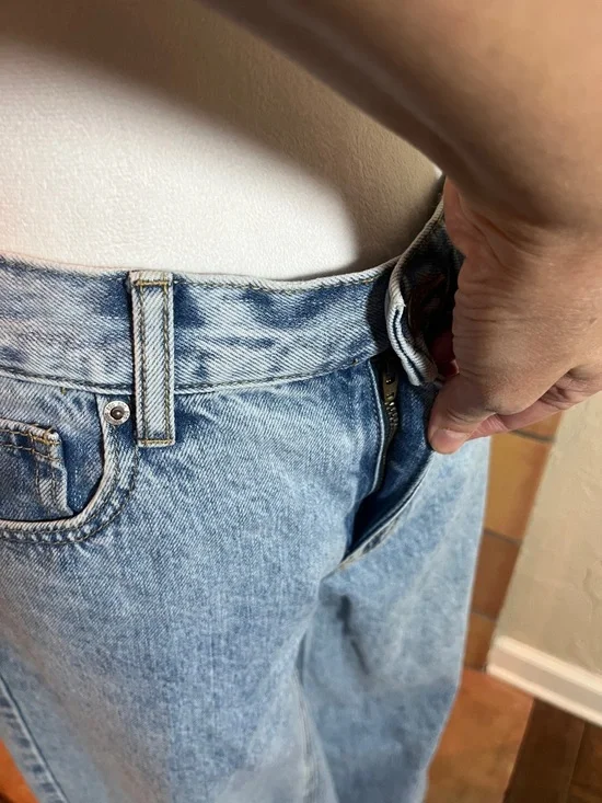 BDG “A-Wide” Wide Leg Jeans, size 27 - Picture 4 of 11